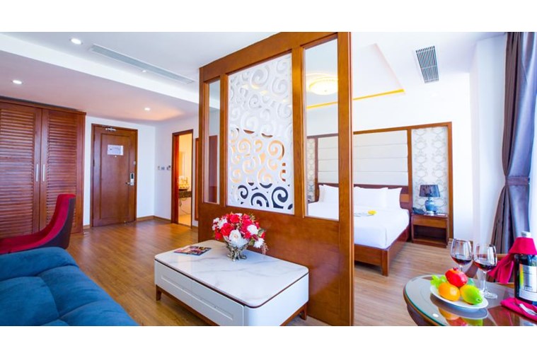 Khách Sạn Lê Hoàng Beach Đà Nẵng